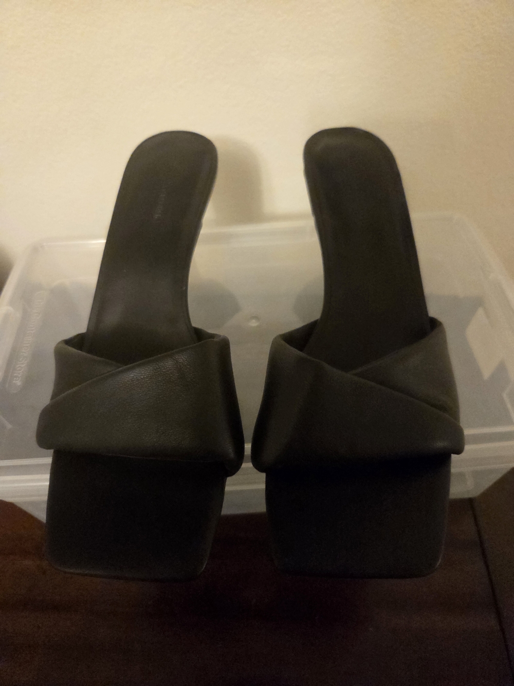 Banana Republic Black Padded Crossover Slide Mules